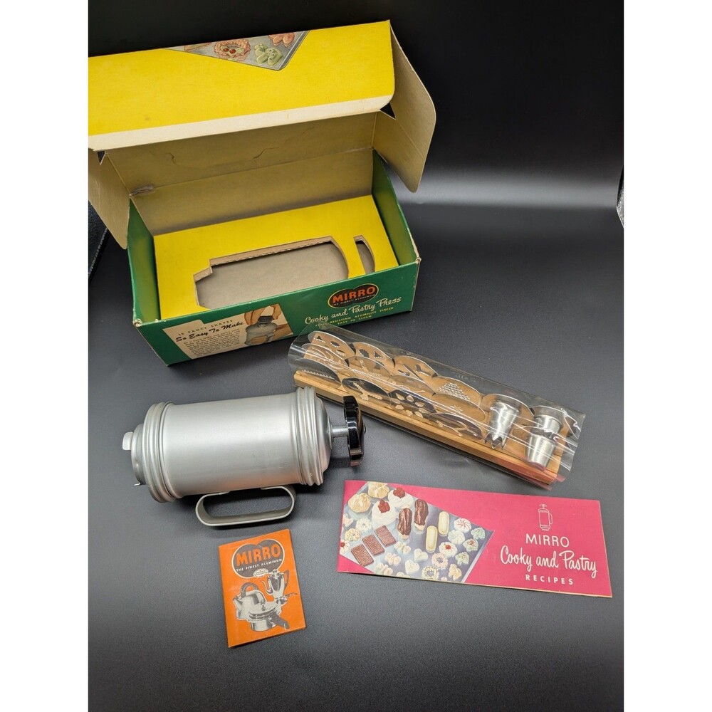 Vintage Mirro Cooky Pastry Press Set In Box - 358AM Aluminum USA w/box - Picture 5 of 9